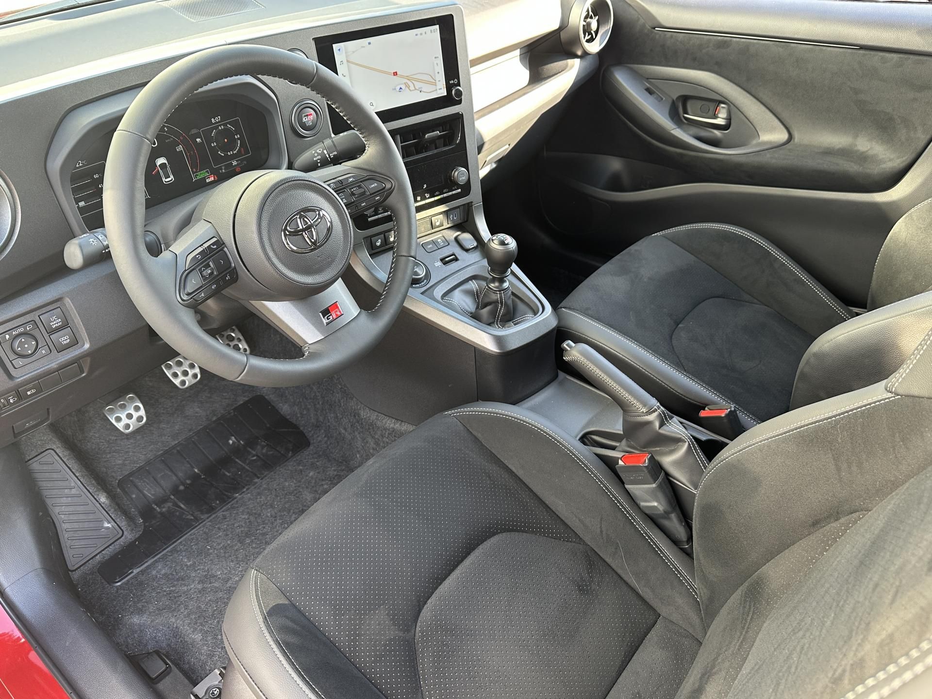 Toyota GR Yaris, 1.6 Turbo 6/MT DYNAMIC VIP - fotka 6