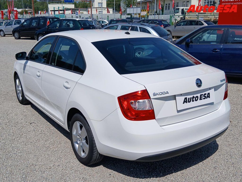 Škoda Rapid, 1.4 TDi,2.maj,ČR,Klima - fotka 6