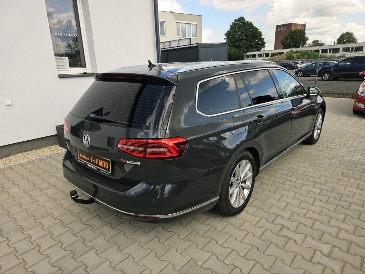Volkswagen Passat, VIII 1,4TSi DSG Highline - fotka 5
