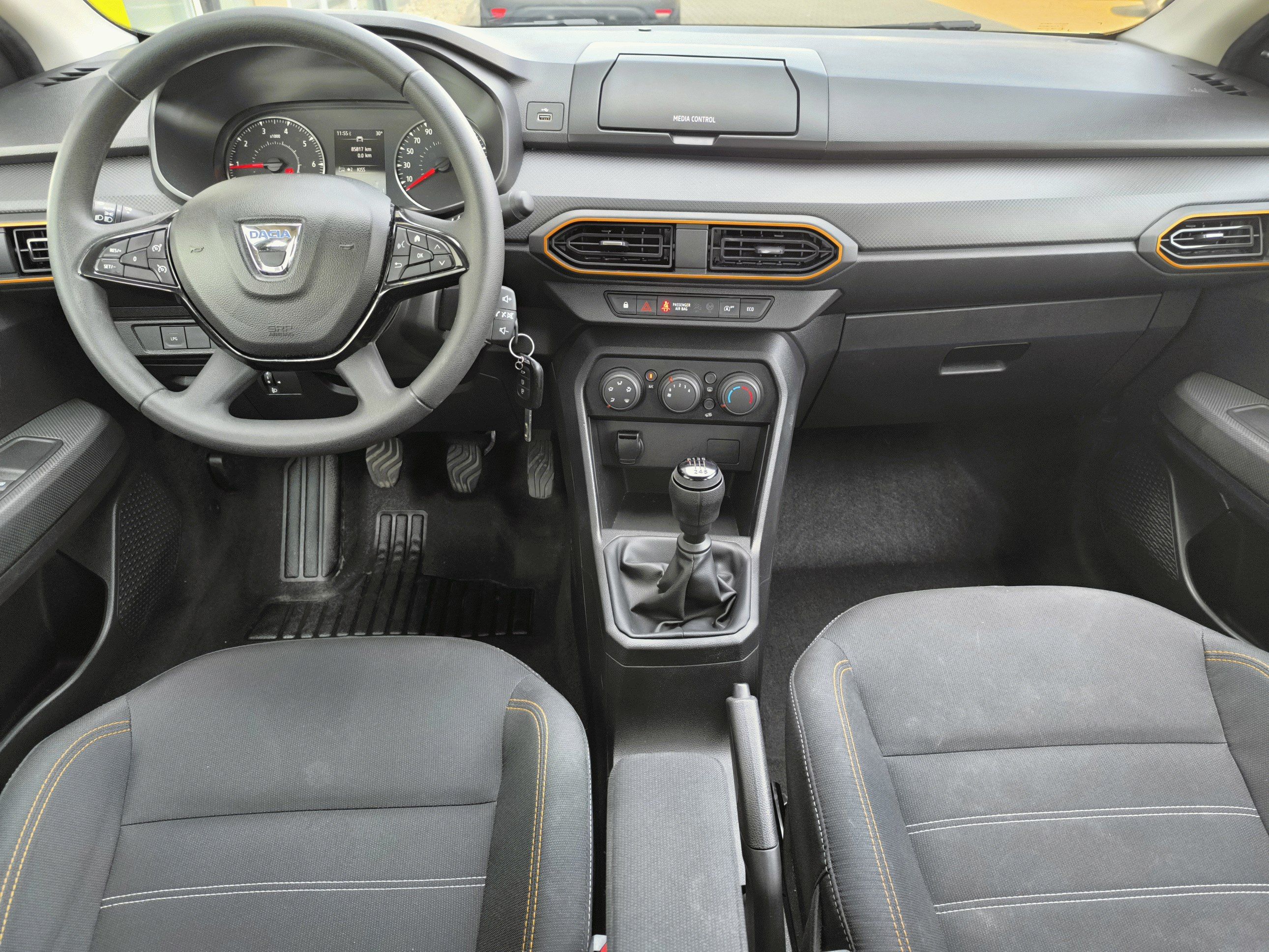 Dacia Sandero, Stepway Essential 1.0TCe 100k - fotka 5