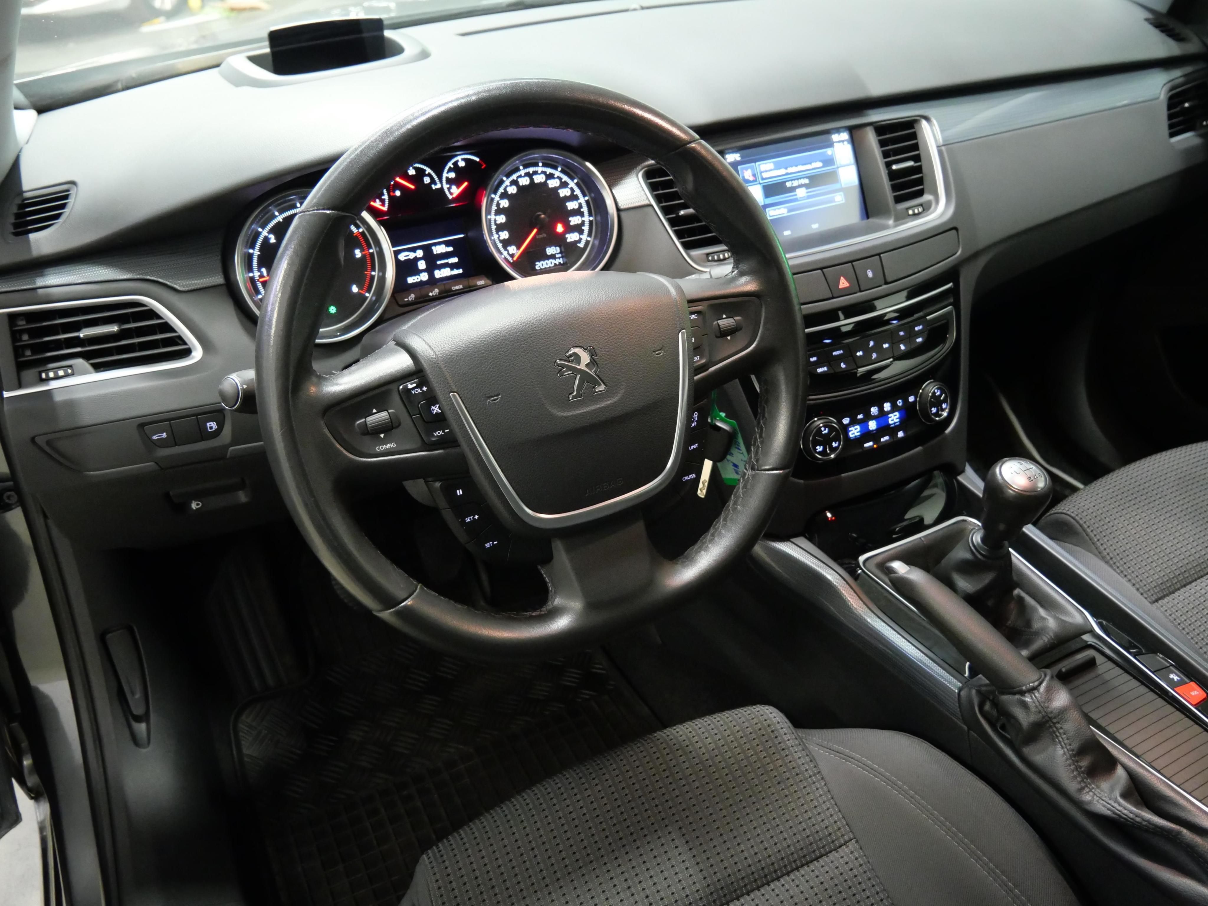 Peugeot 508, 2.0 HDi 110 kW Active - fotka 5