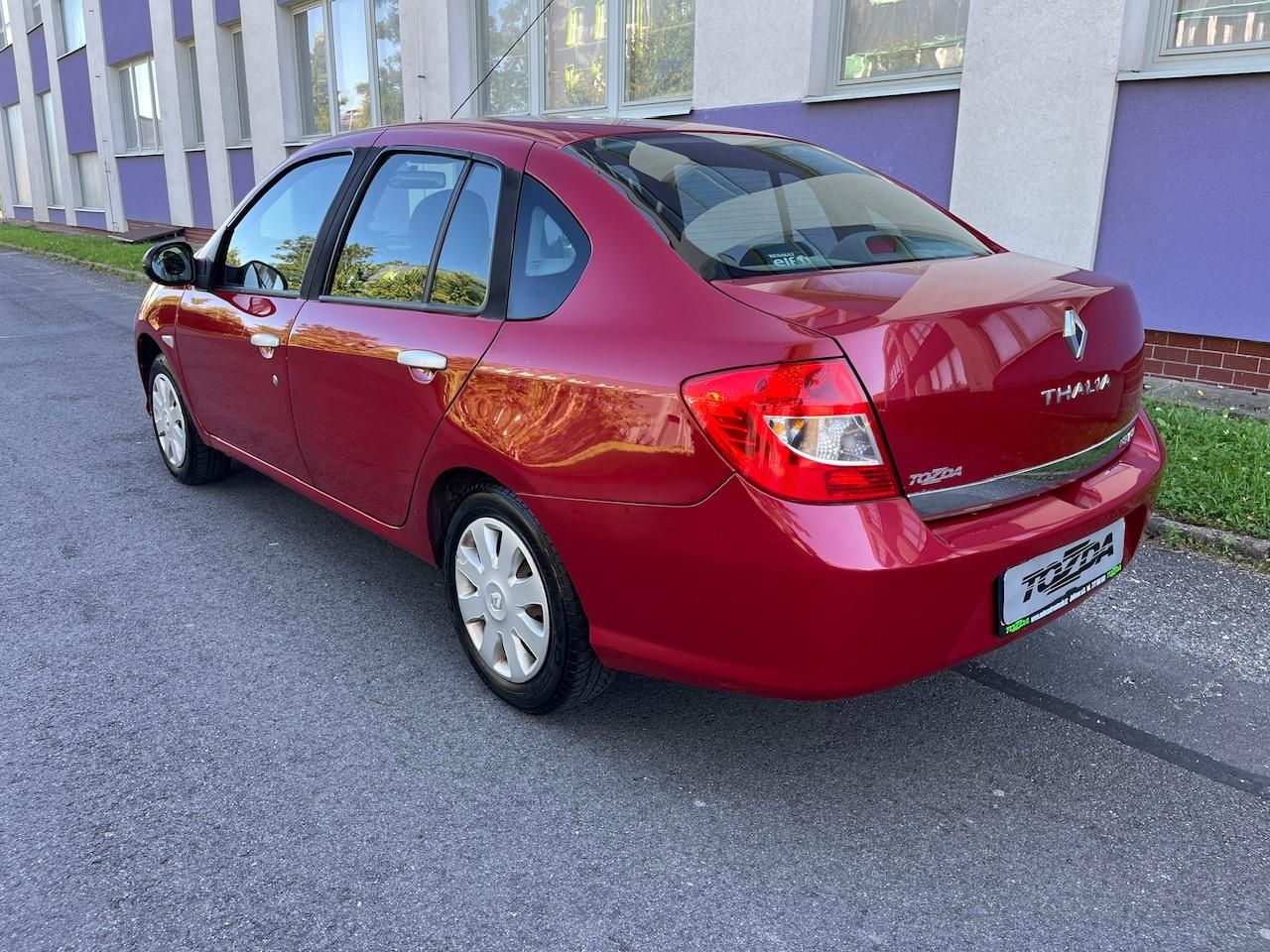 Renault Thalia, 1,2i 16V / klima / - fotka 3