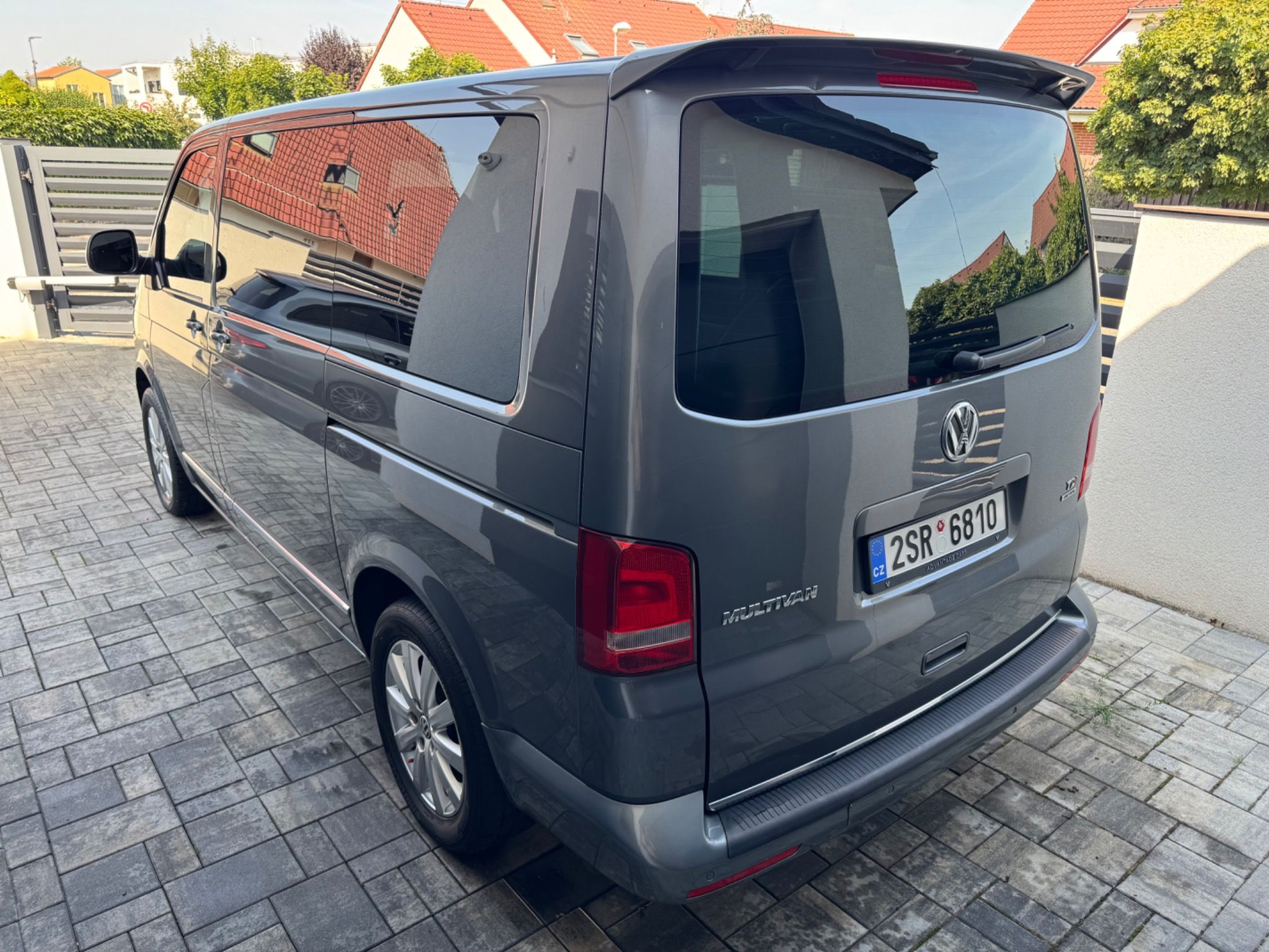 Volkswagen Multivan, NOVÝ MOTOR,HIGHL.,4x4,DSG,T5.1 - fotka 6