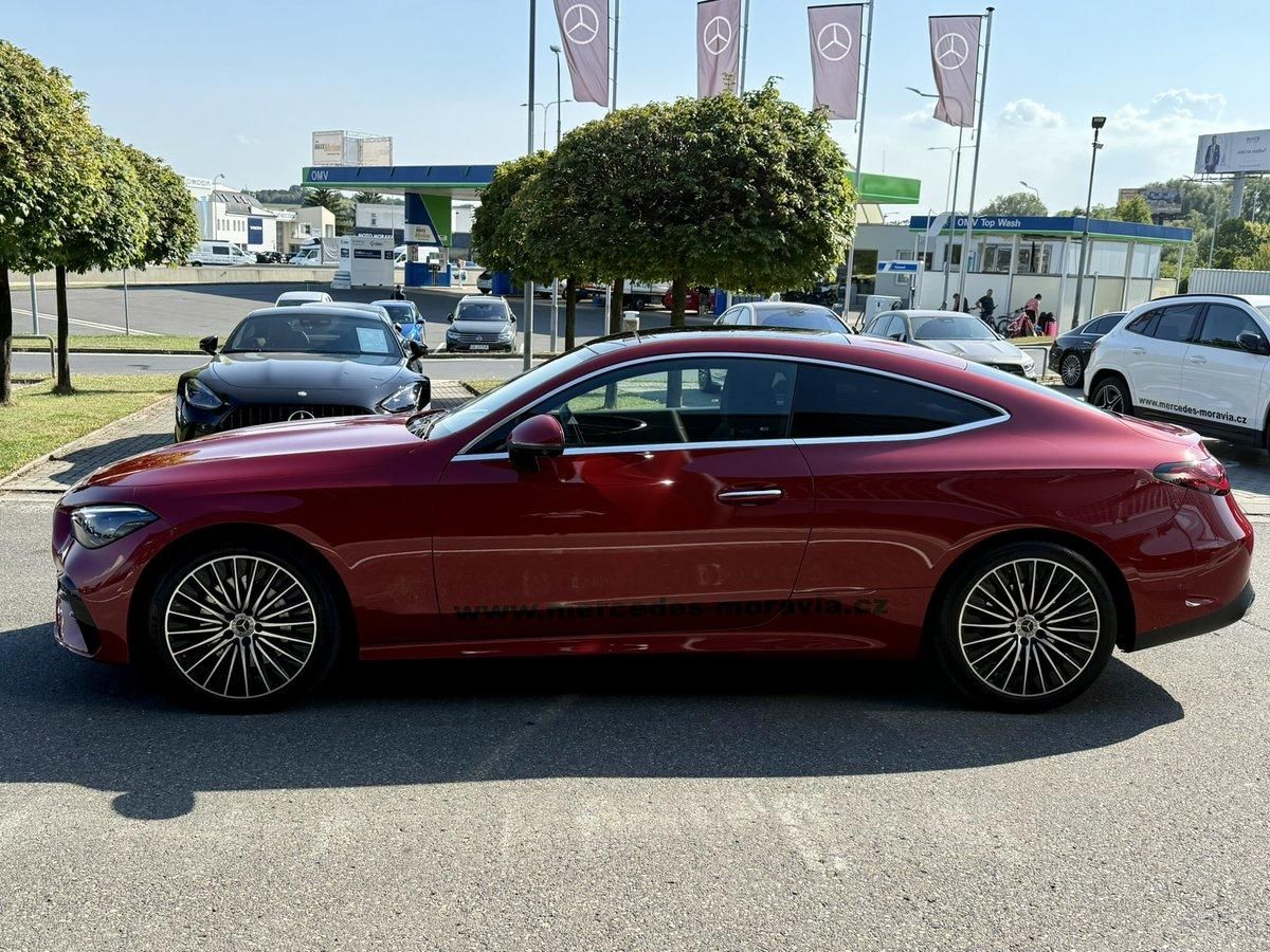 Mercedes-Benz CLE, 300 4MATIC kupé AMG linie - fotka 5