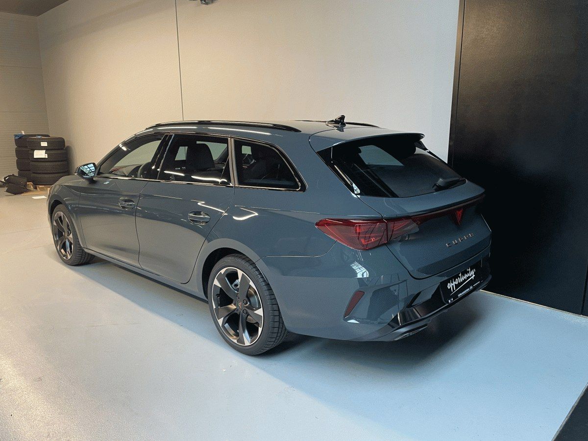 Cupra Leon, Sportstourer 1.5 TSI 150 - fotka 4