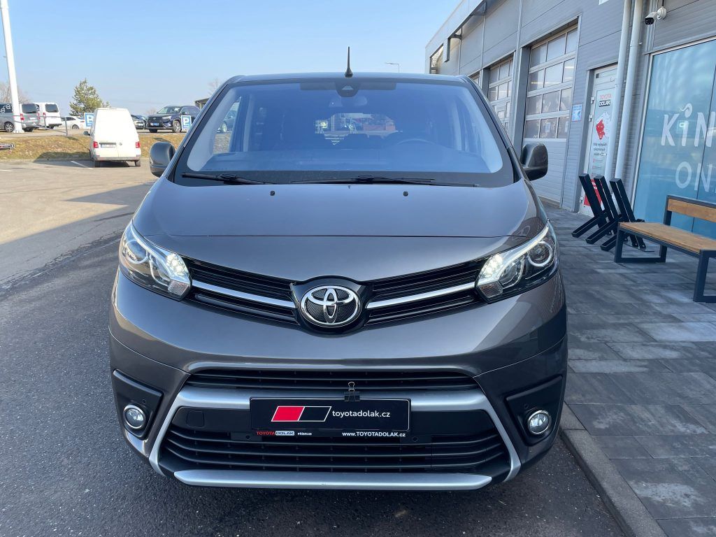 Toyota Proace Verso, Family NG16 2.0D - fotka 2