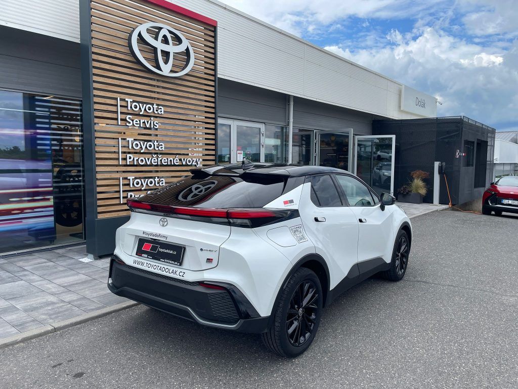 Toyota C-HR, NG23 - 2.0L PHEV - fotka 5