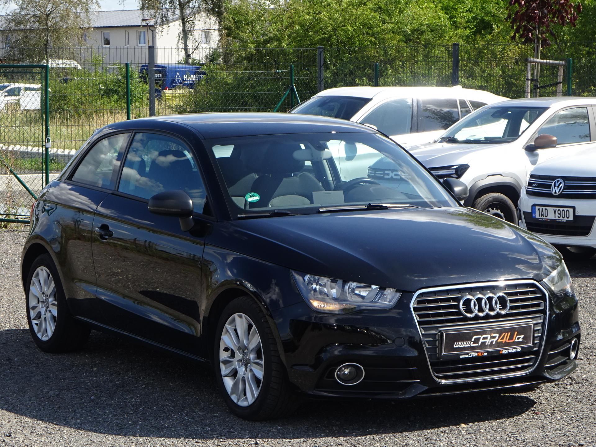 Audi A1, 1.6TDI  77kW S-line - fotka 3