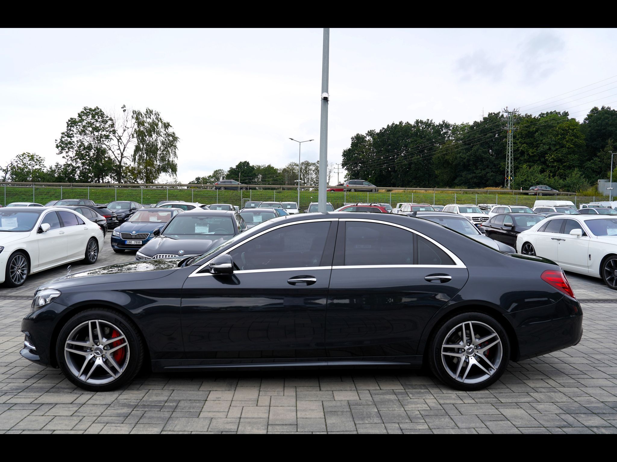 Mercedes-Benz Třídy S, 350d AMG/Burmester/260 PS - fotka 3