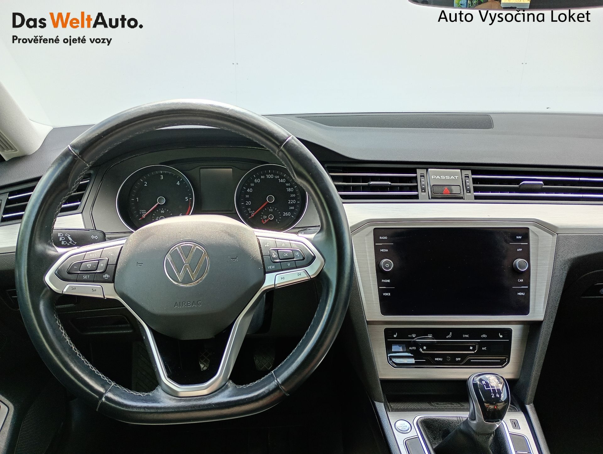 Volkswagen Passat, 2.0 TDI, 110 kW, LED, manuál, - fotka 5