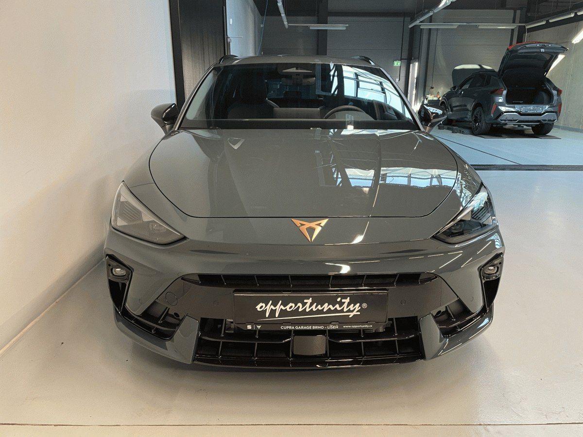 Cupra Leon, Sportstourer 1.5 TSI 150 - fotka 2