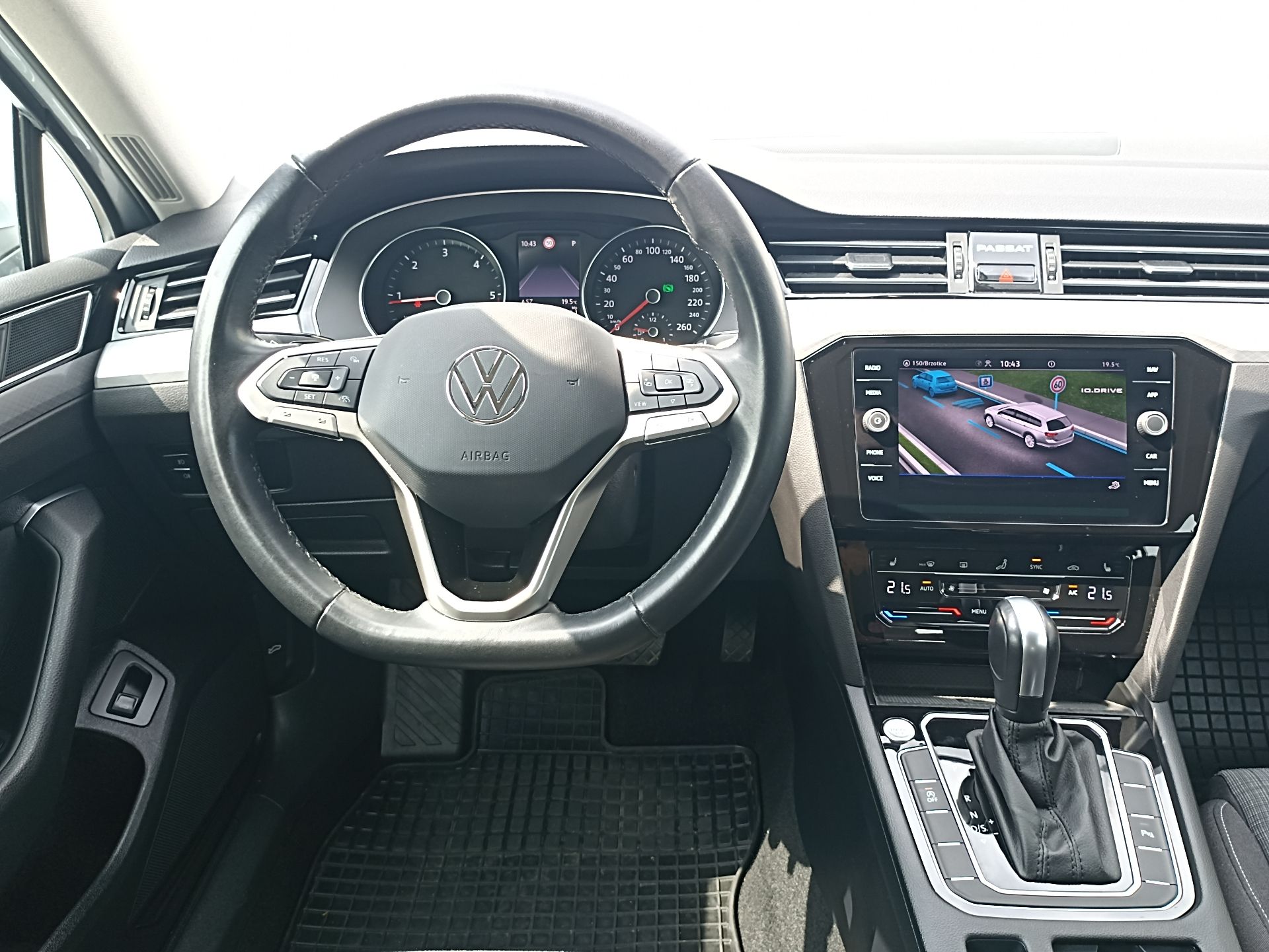 Volkswagen Passat, 2.0 TDI 110 kW DSG LED - fotka 5