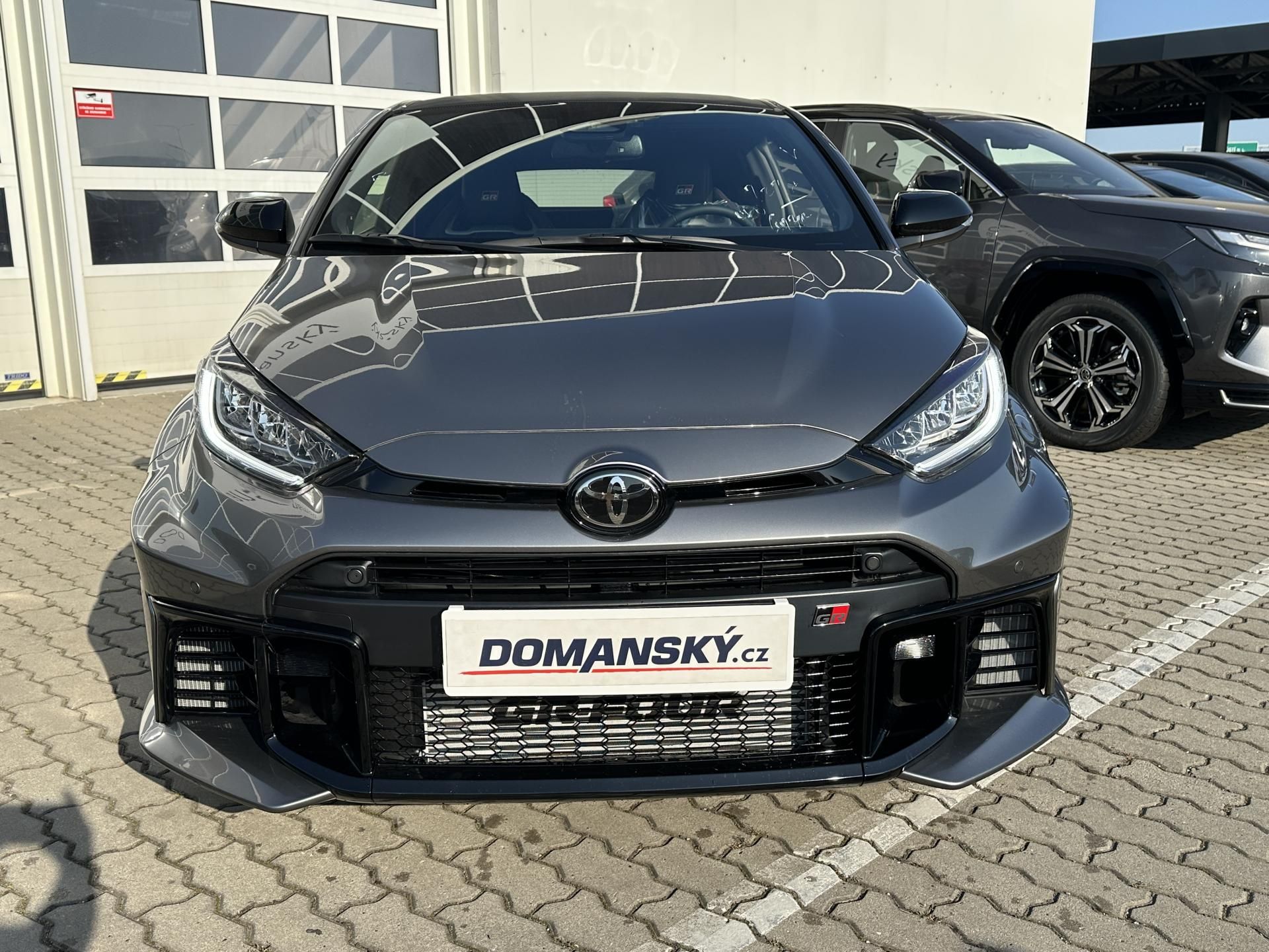 Toyota GR Yaris, 1.6 Turbo AT DYNAMIC VIP - fotka 3