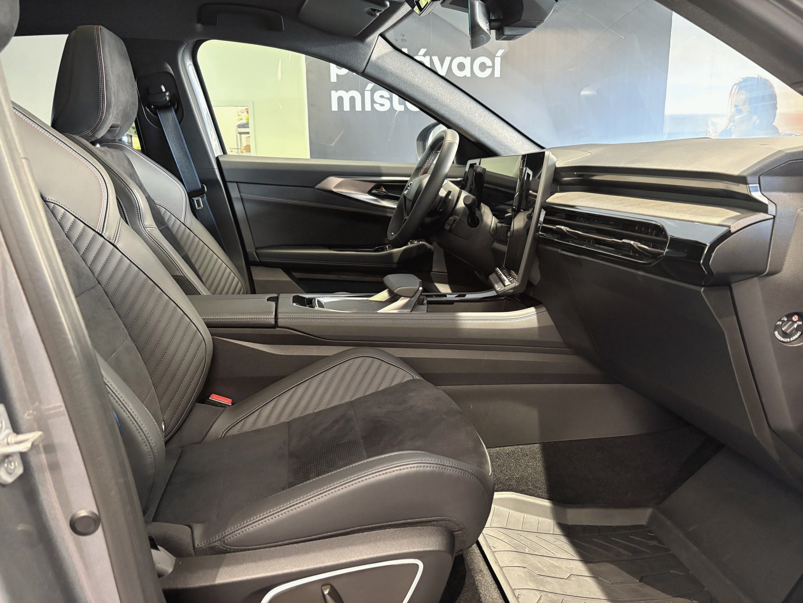 Renault Rafale, Esprit Alpine E-Tech full hybr - fotka 5