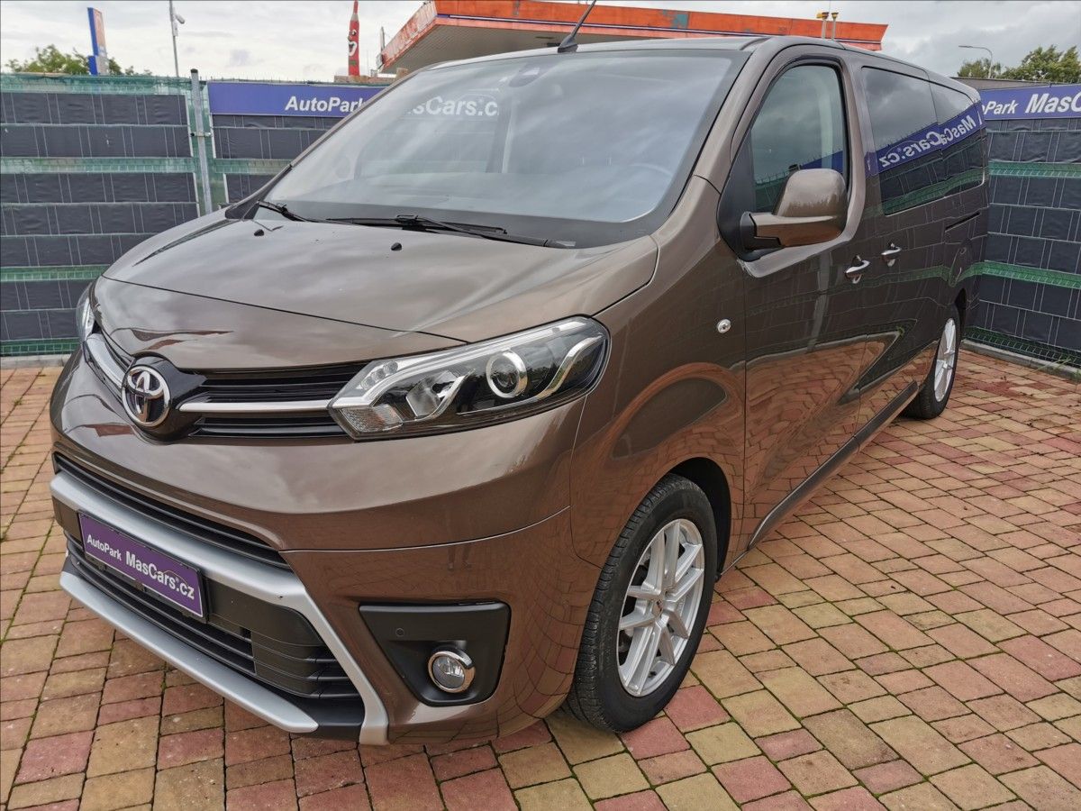 Toyota Proace Verso, 2,0D 180K 130kW L2 VIP - fotka 4