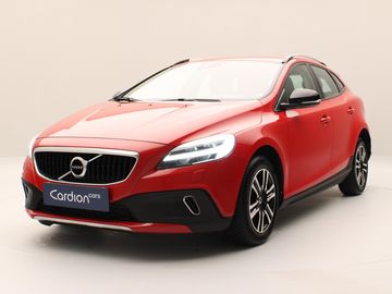 CC T4 AWD MOMENTUM CZ
