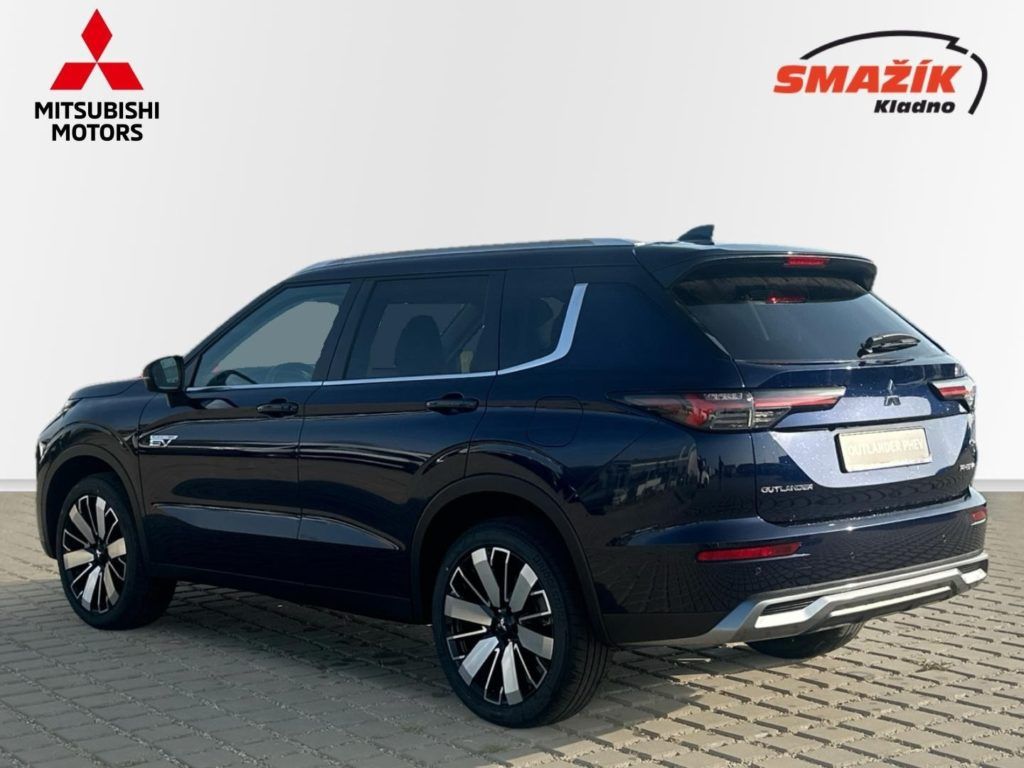 Mitsubishi Outlander, 2,4 PHEV INTENSE +MY25 - fotka 3