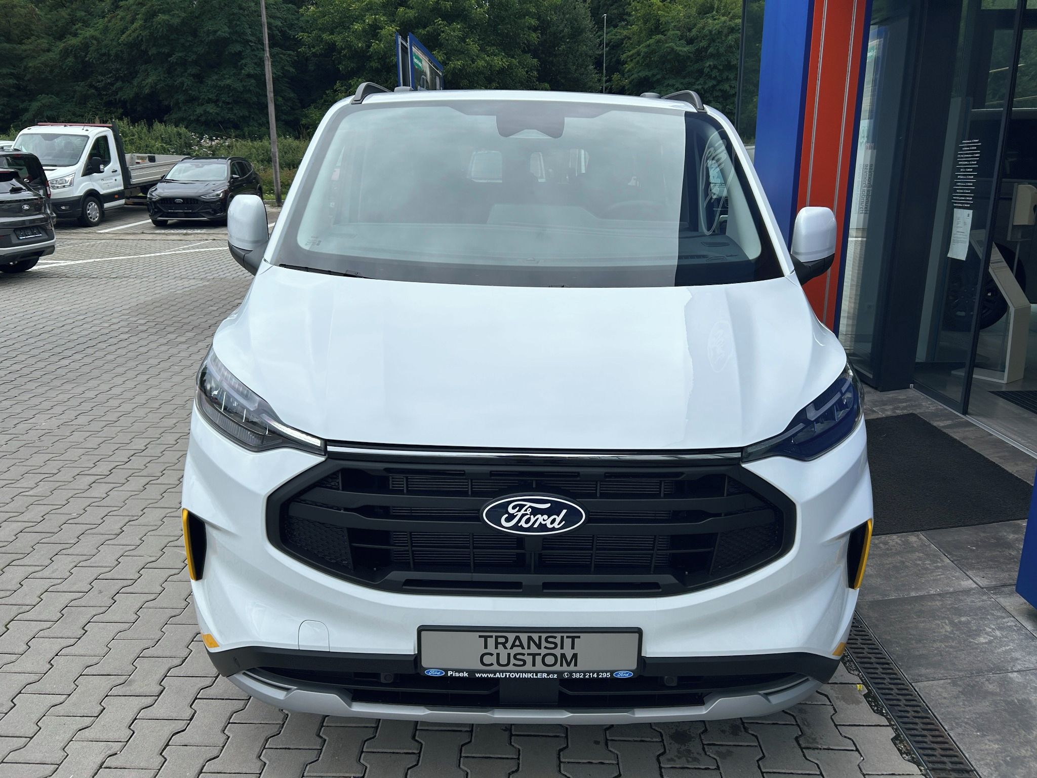 Ford Transit Custom, 2.0EcoBlue 110 kW Trail 320 L2 - fotka 2