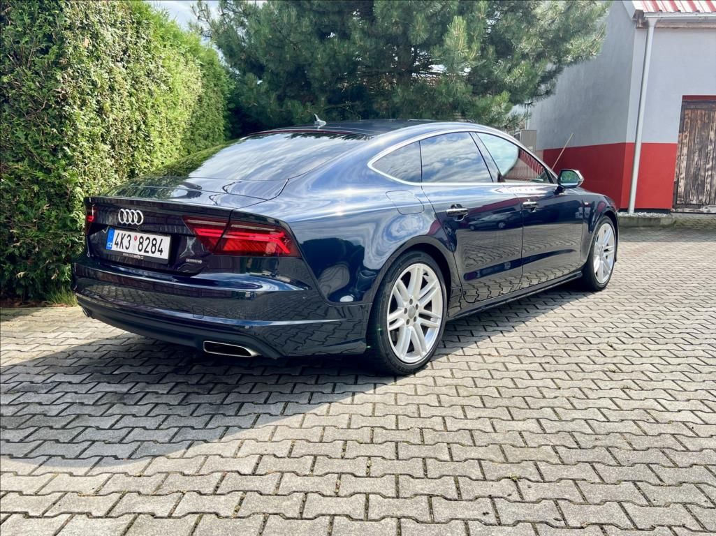 Audi A7, 3,0 TDi S-line QUATTRO / LED - fotka 6