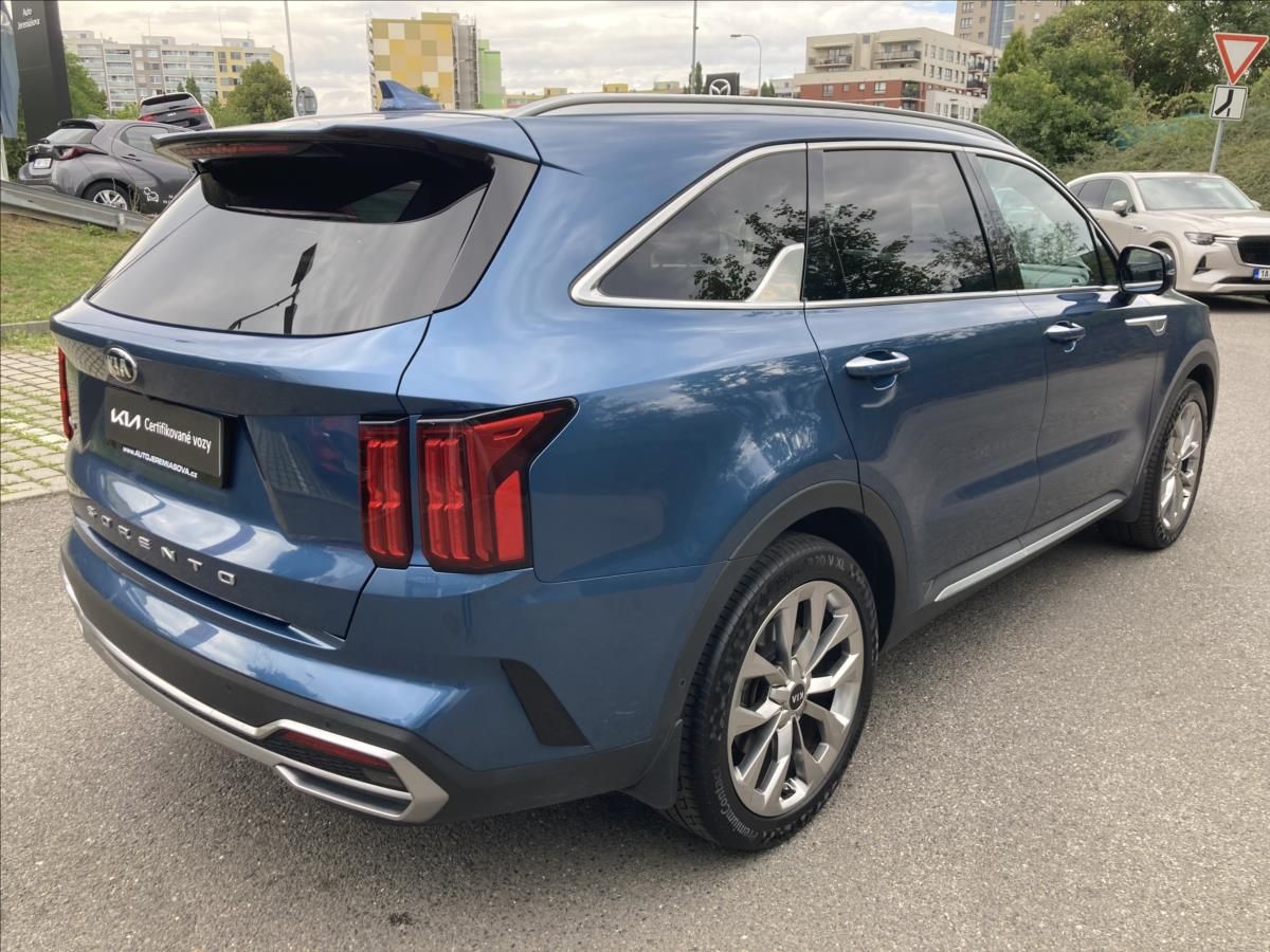 Kia Sorento, 2,2 CRDi AT 4x4 TOP ZÁRUKA - fotka 5
