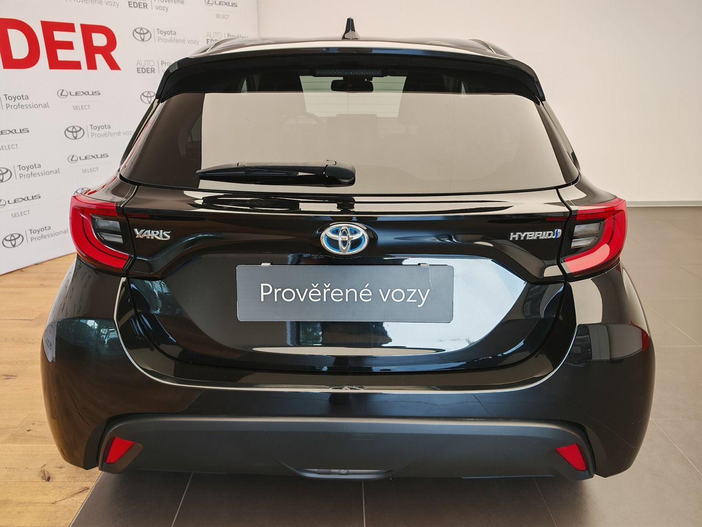 Toyota Yaris, 1.5 Hybrid  Comfort Tech Style - fotka 5
