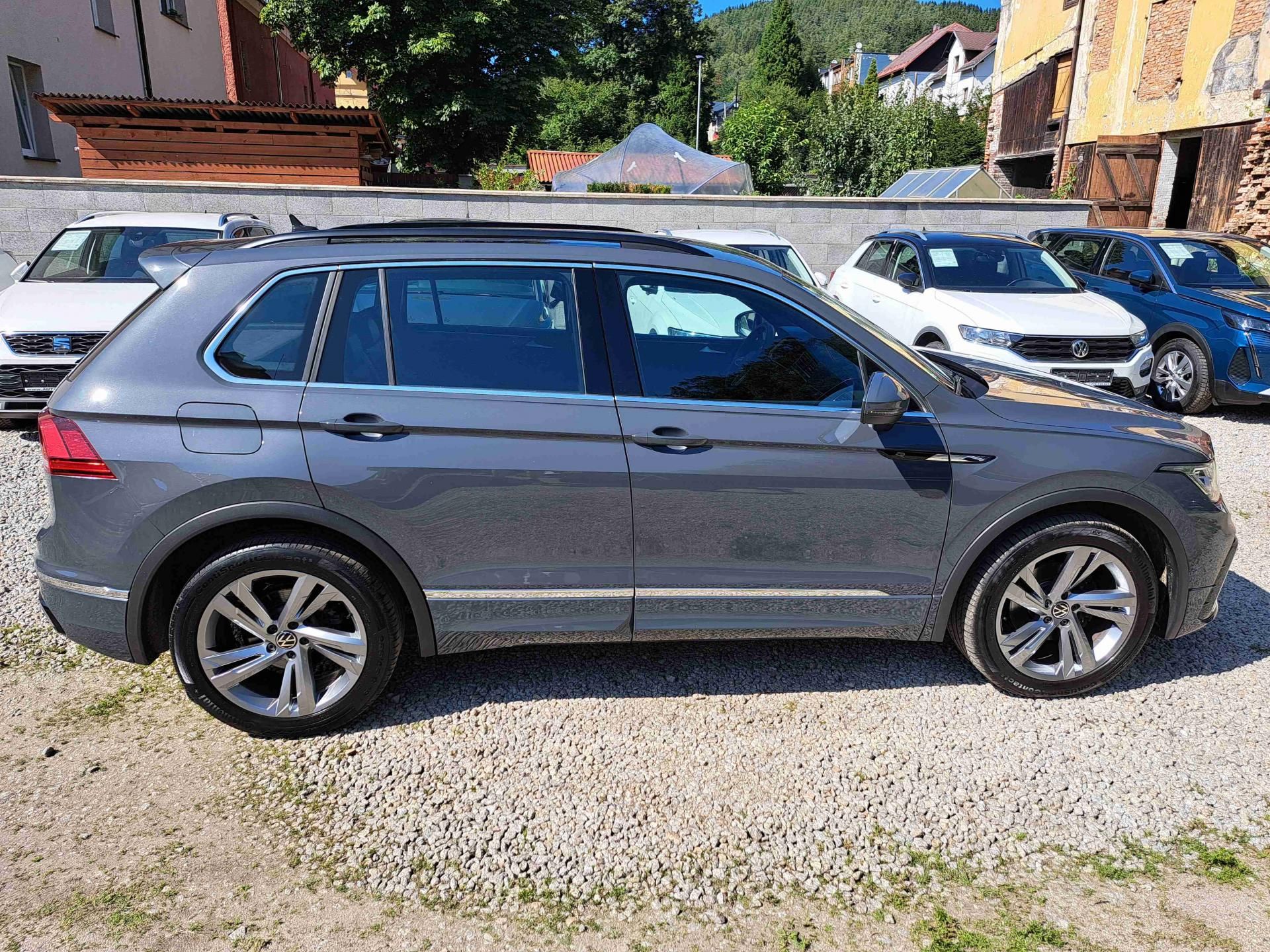 Volkswagen Tiguan, TDI-110 DSG R-LINE - fotka 2