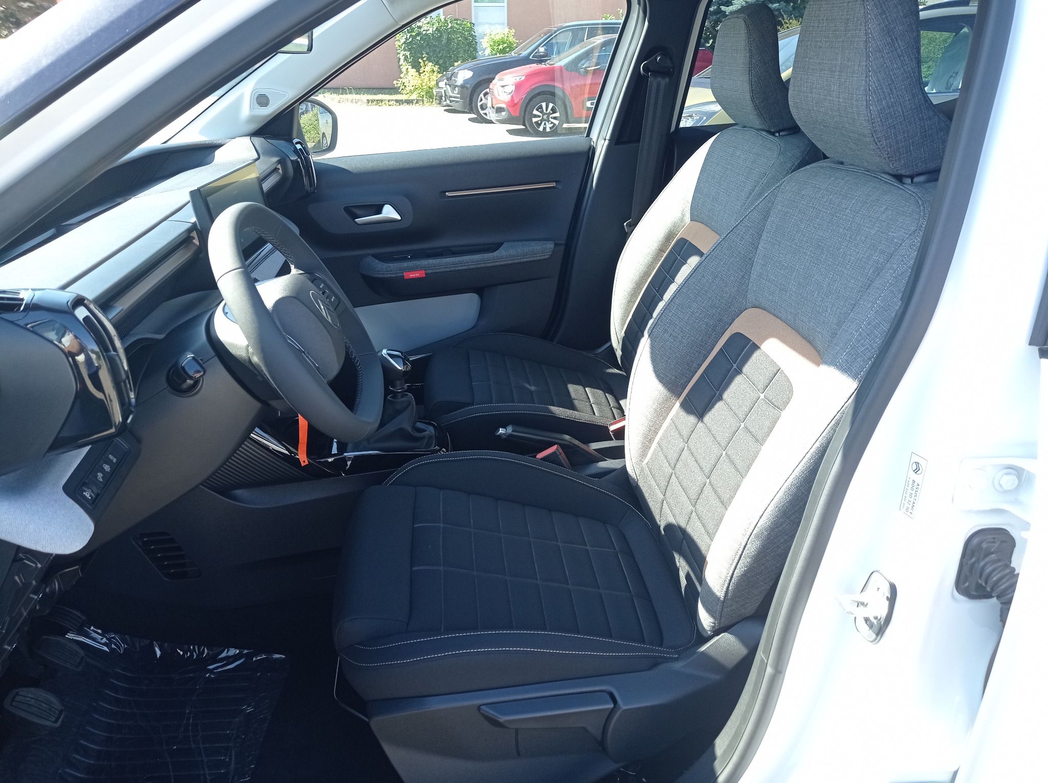 Citroën C3 Aircross, Plus 1.2 Turbo 100k - fotka 6