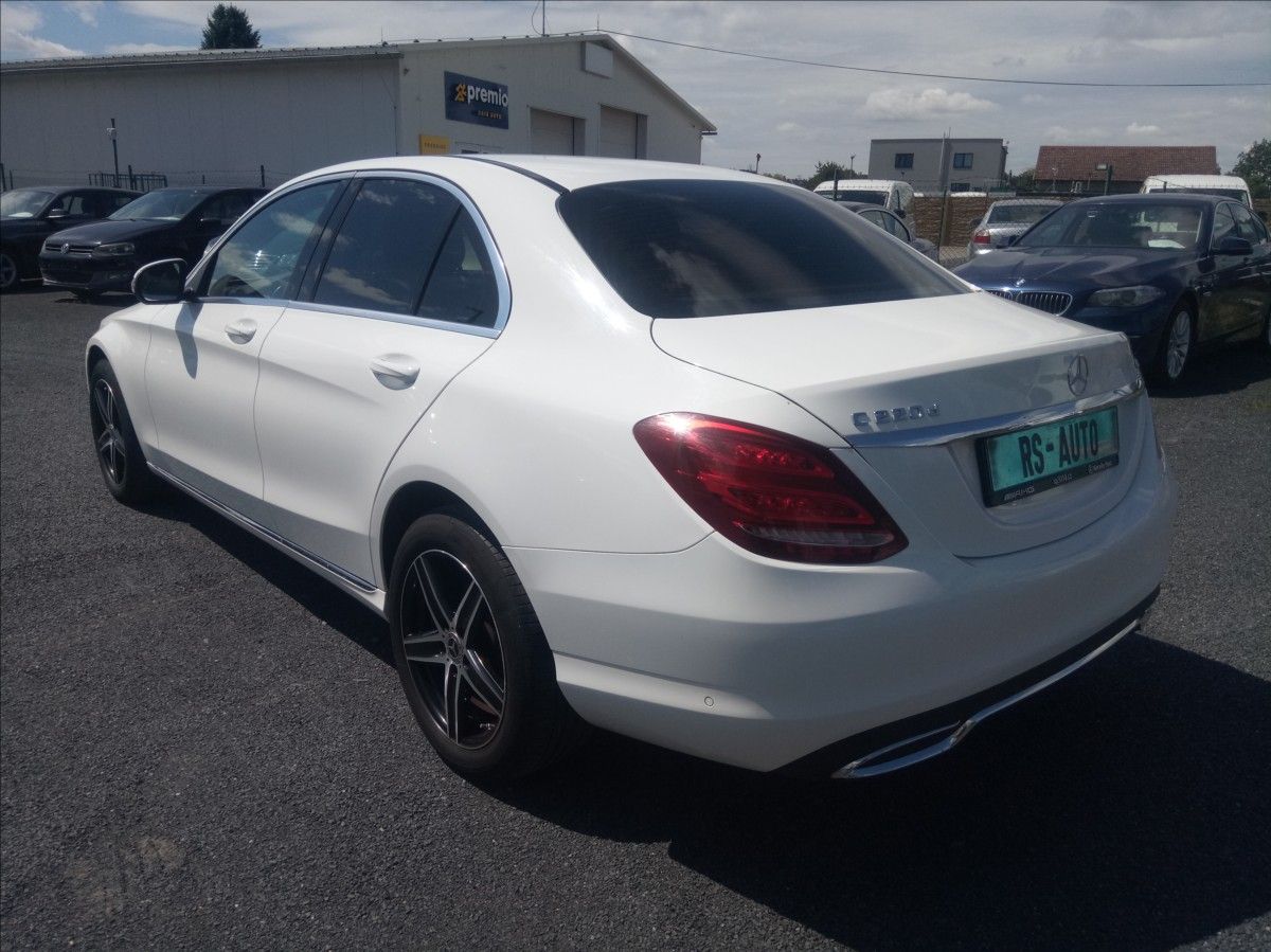 Mercedes-Benz Třídy C, 220d 4MATIC, AVANTGARDE,ČR, SE - fotka 4