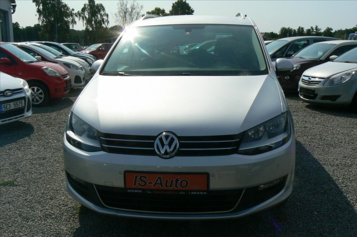 Volkswagen Sharan, 2,0 TDi -5 míst - fotka 2