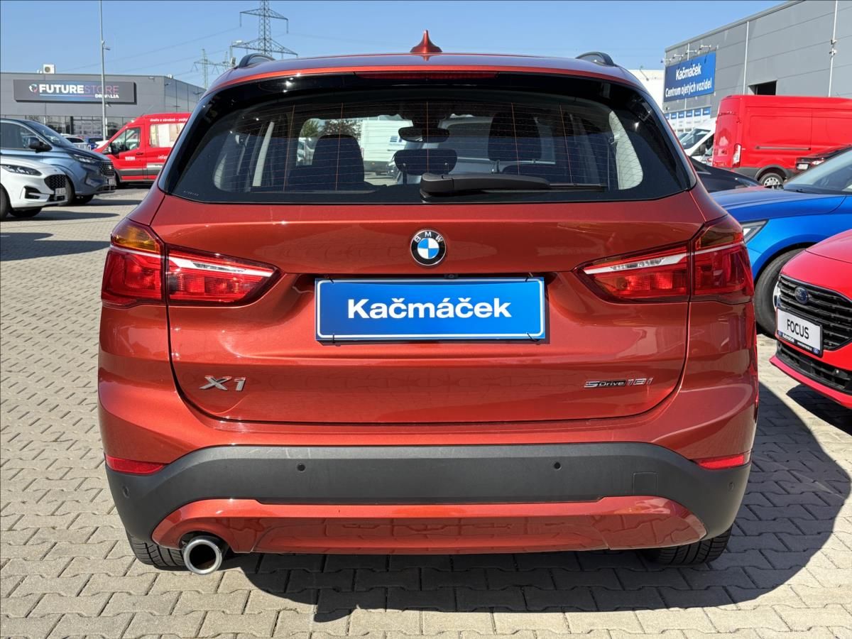 BMW X1, 1,5 18i sDrive 100kW Advantage - fotka 4