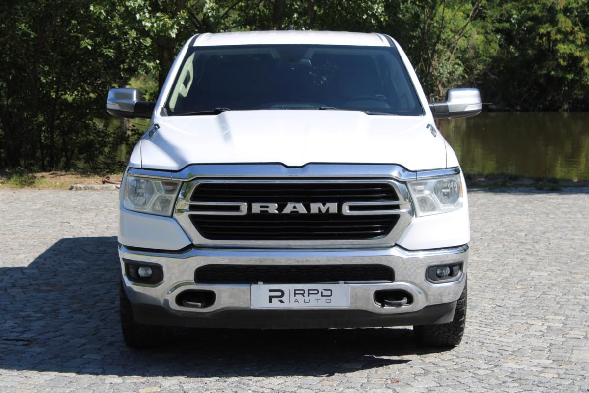 Dodge Ram, 1500 5.7 HEMI V8 4WD BIG HORN - fotka 4