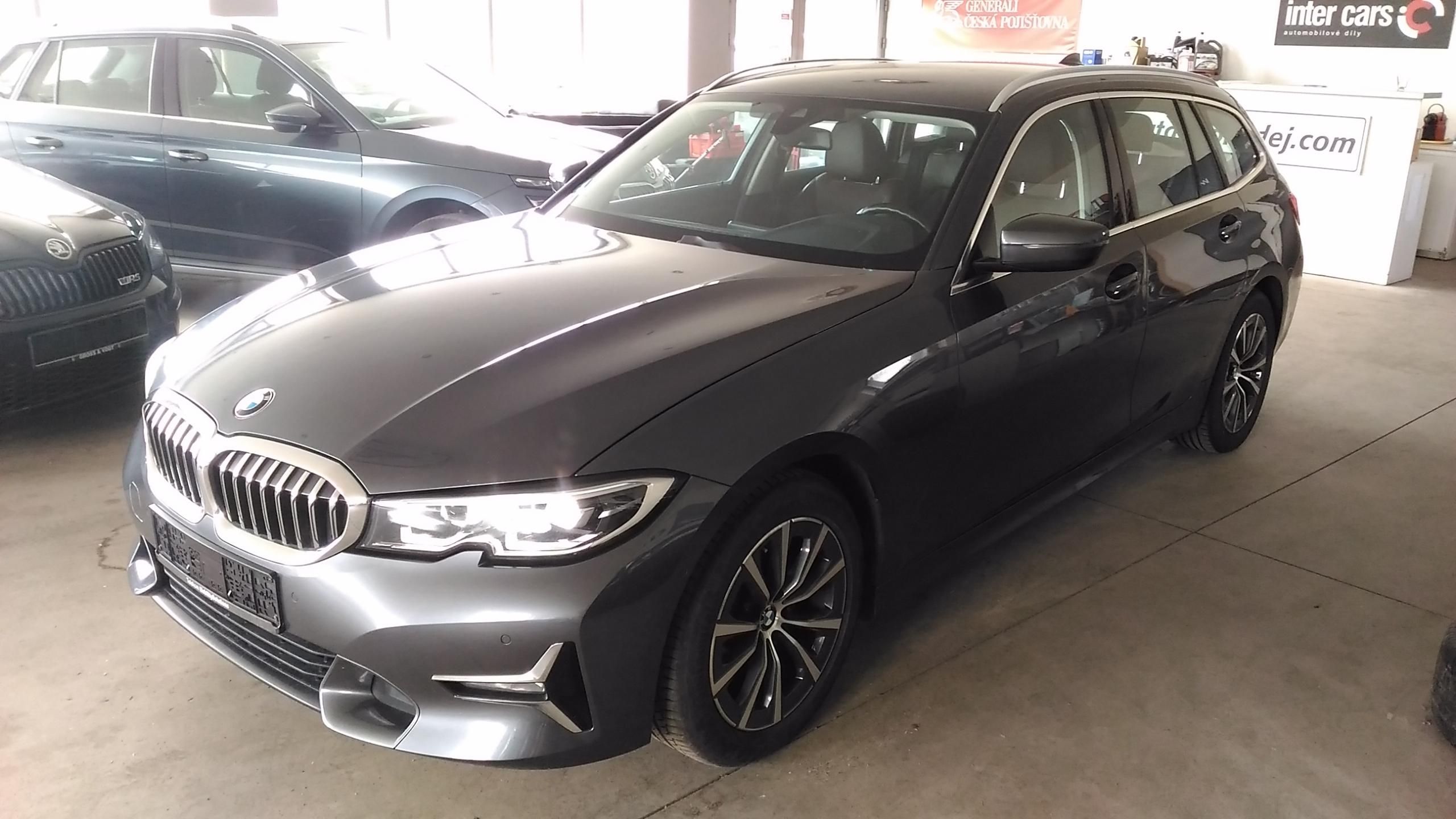 BMW Řada 3, 320D,XDRIVE,FULL,LED,TAŽNÝ,TOP - fotka 4