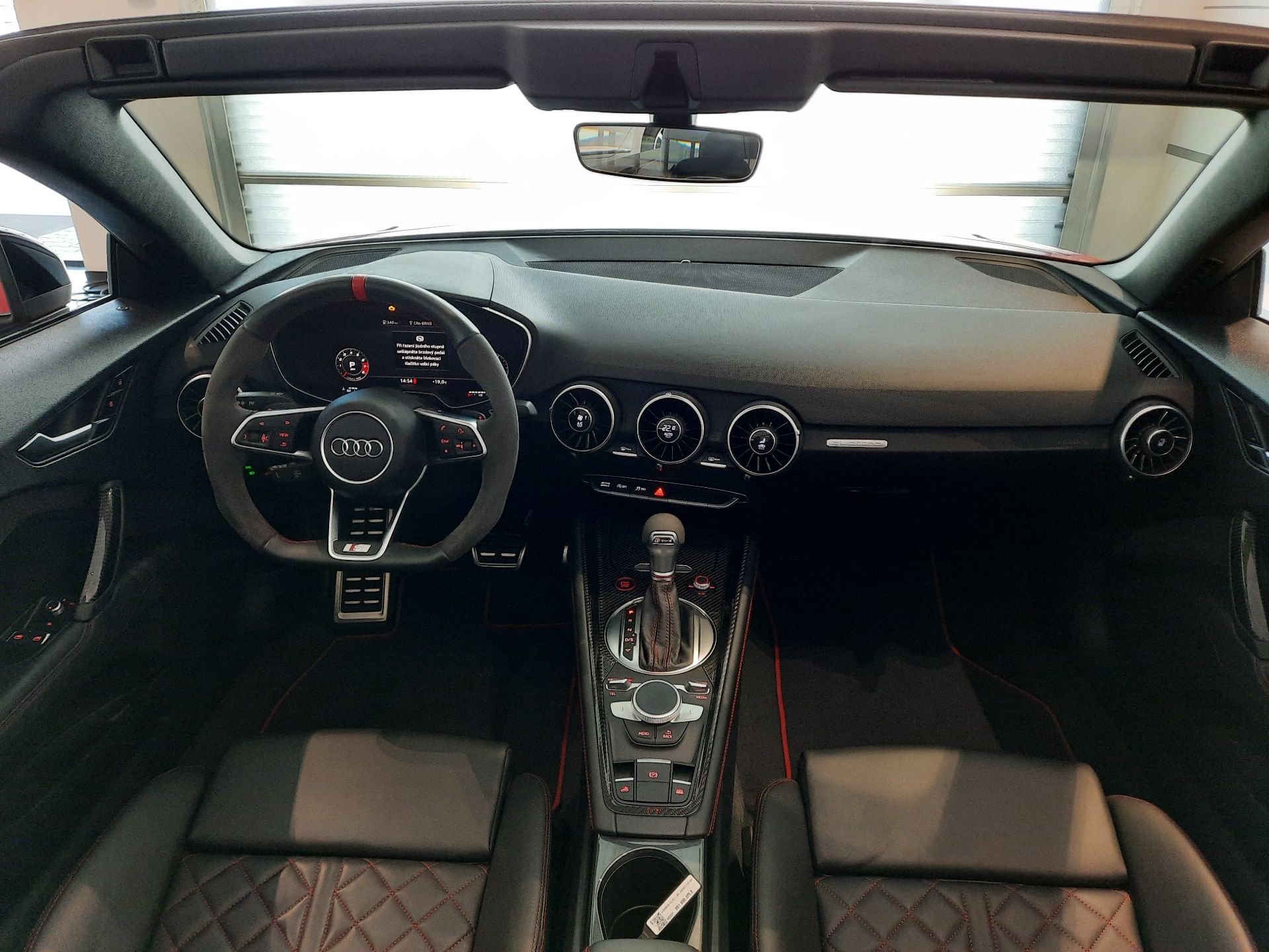 Audi TT, 2.0 TFSI quattro (235kW/320k), - fotka 5