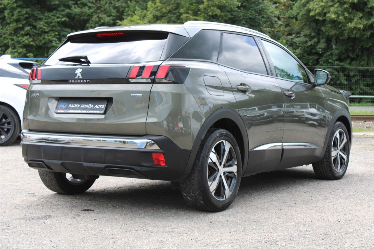 Peugeot 3008, 1,2 PureTech  1.MAJ,ČR,ALLURE - fotka 5