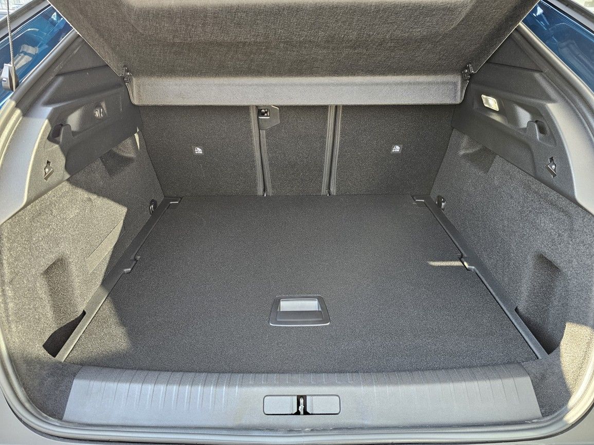 Peugeot 3008, ALLURE Hybrid 145 e-DCS6 - fotka 5