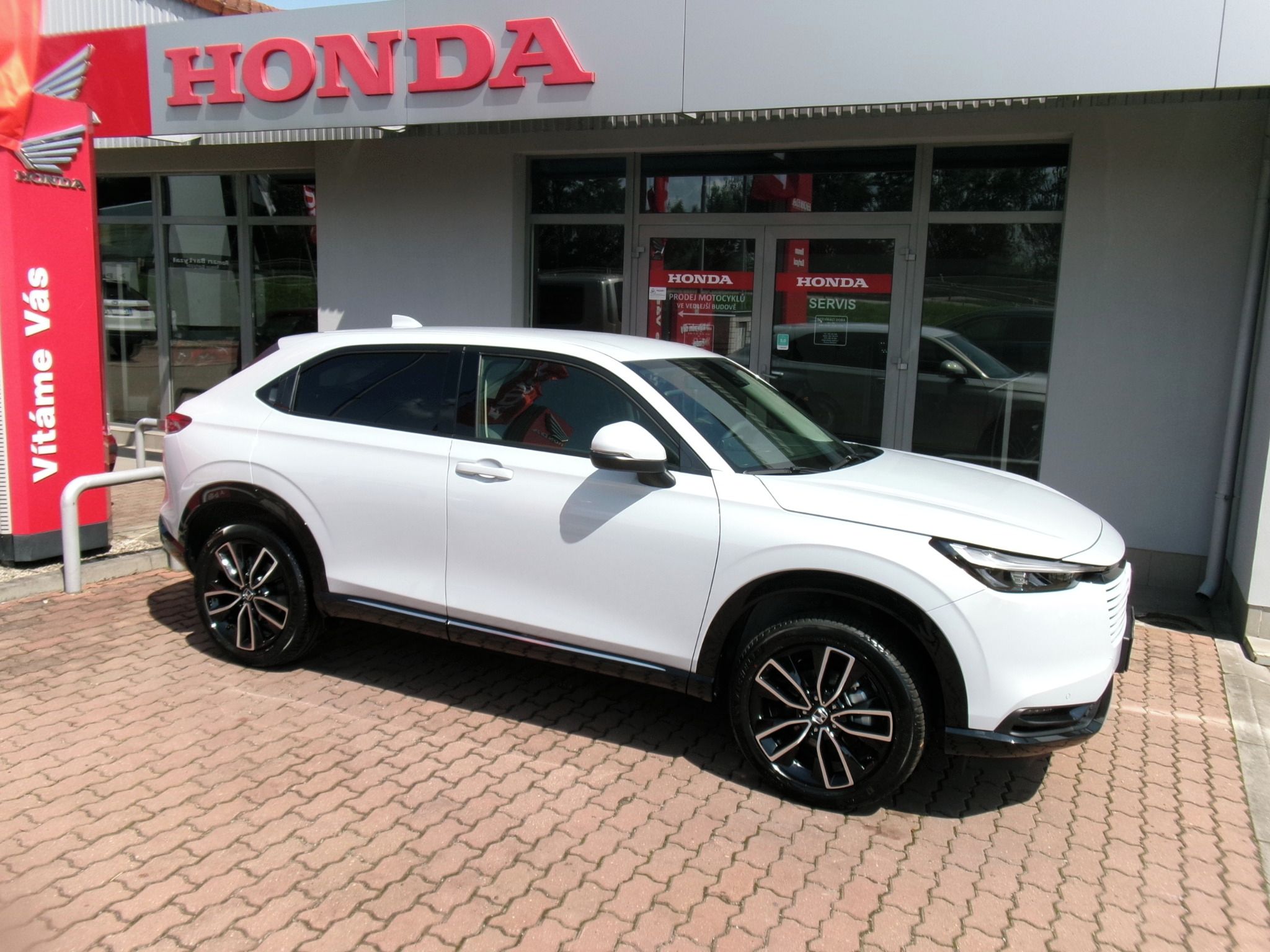 Honda HR-V, 1.5e:HEV ADVANCE 2027 - fotka 4