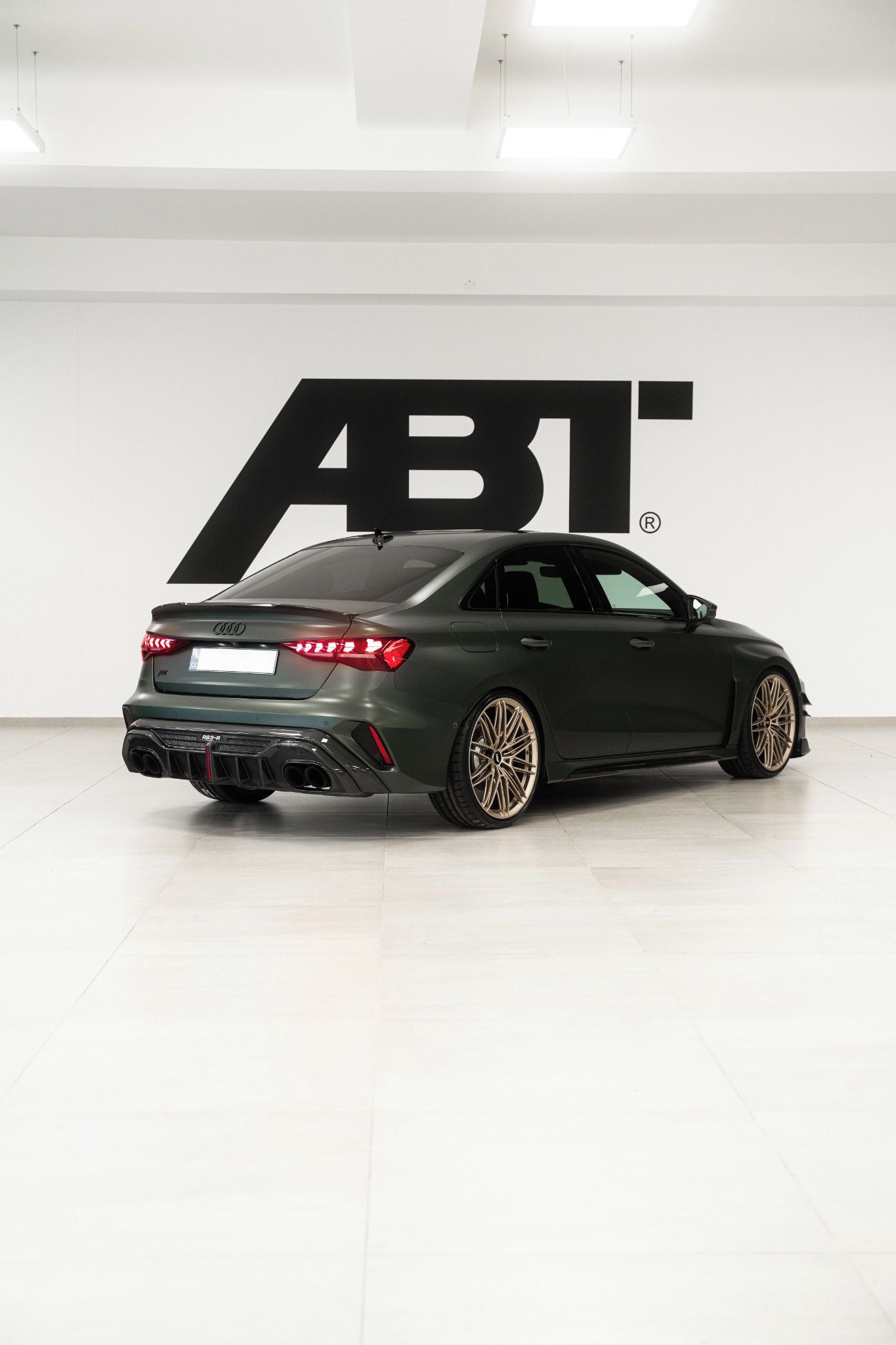 Audi RS3, -R ABT 1 of 125 - DPH, PPF, CZ - fotka 6