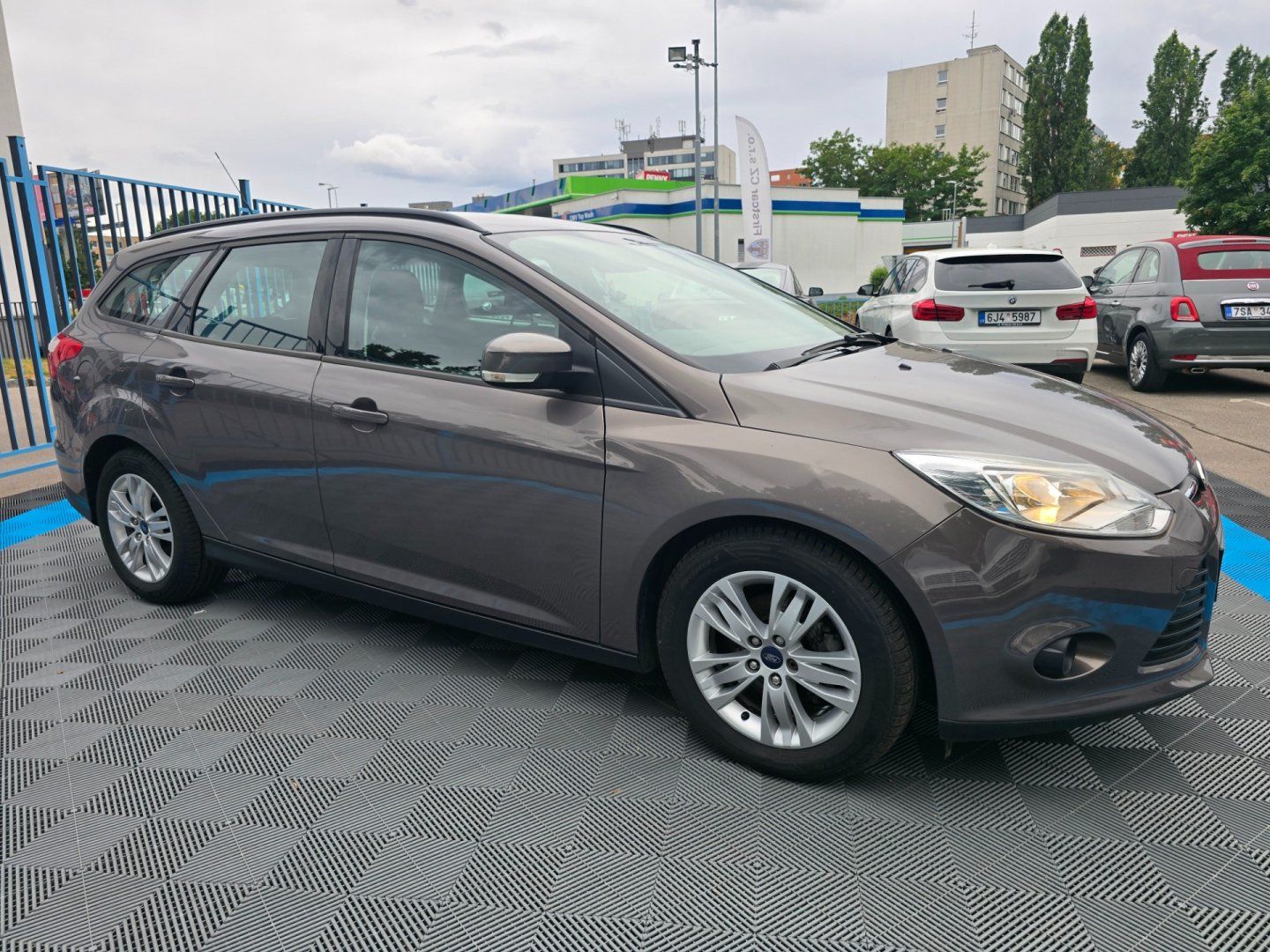Ford Focus, 1.0i/74KW/ČR/2013/1.MAJ - fotka 4