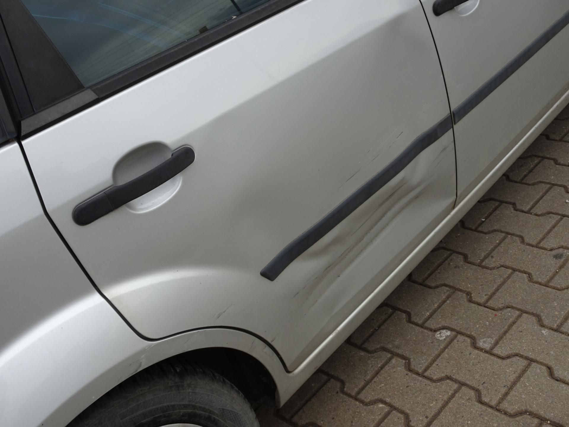 Ford Fiesta, 1.3 - fotka 6