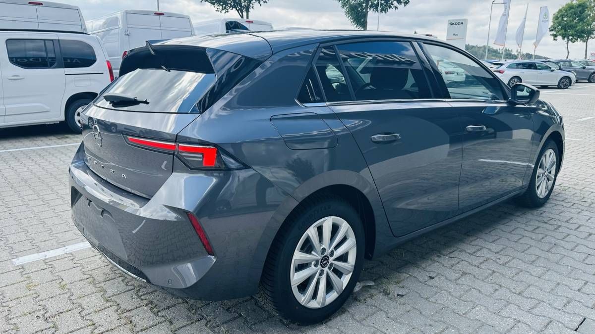 Opel Astra, Elegance HB 1.5 CDTI 96kW/130k - fotka 4
