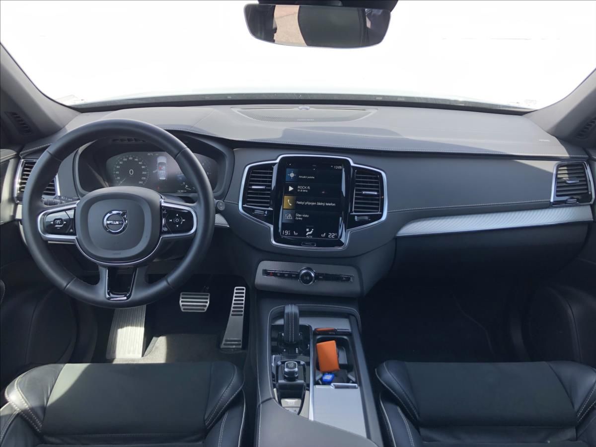Volvo XC90, 2,0 AWD R-DESIGN  B5 - fotka 6
