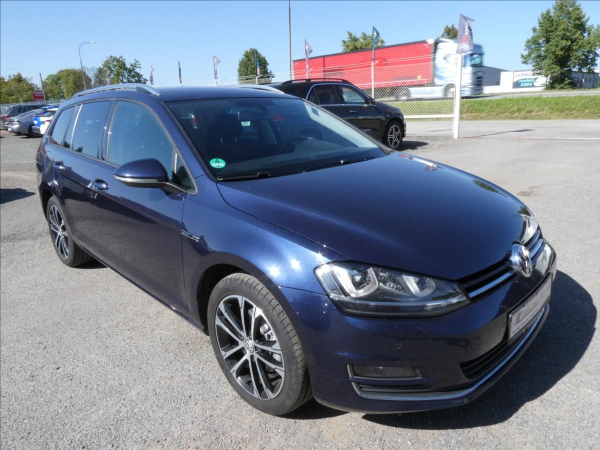 Volkswagen Golf, 2,0 TDi 1.maj.,LOUNGE,serviska