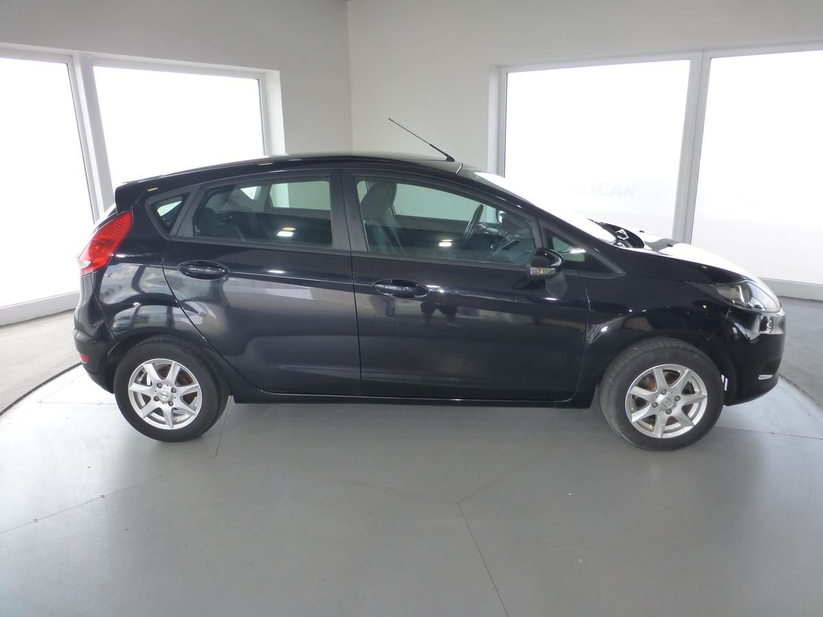 Ford Fiesta, 1,25i**KLIMATIZACE**ALU*TAŽNÉ - fotka 5