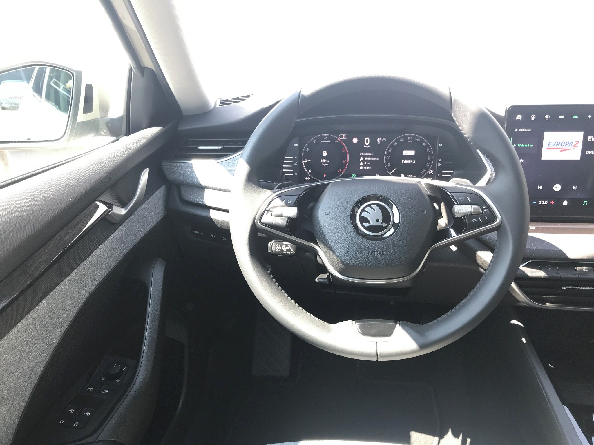 Škoda Octavia, 2.0TDi 110kW 7°DSG TopSl.TAŽNÉ - fotka 6