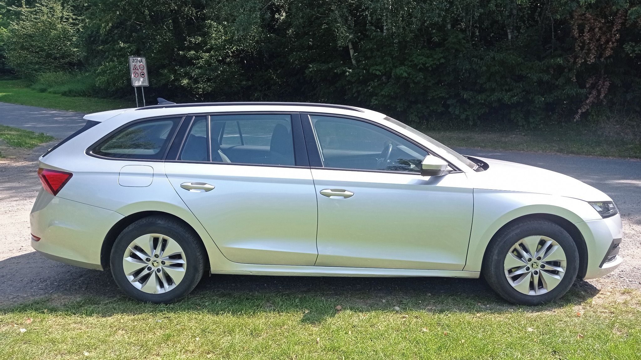 Škoda Octavia, 2,0 TDi Style 85KW Automat - fotka 5