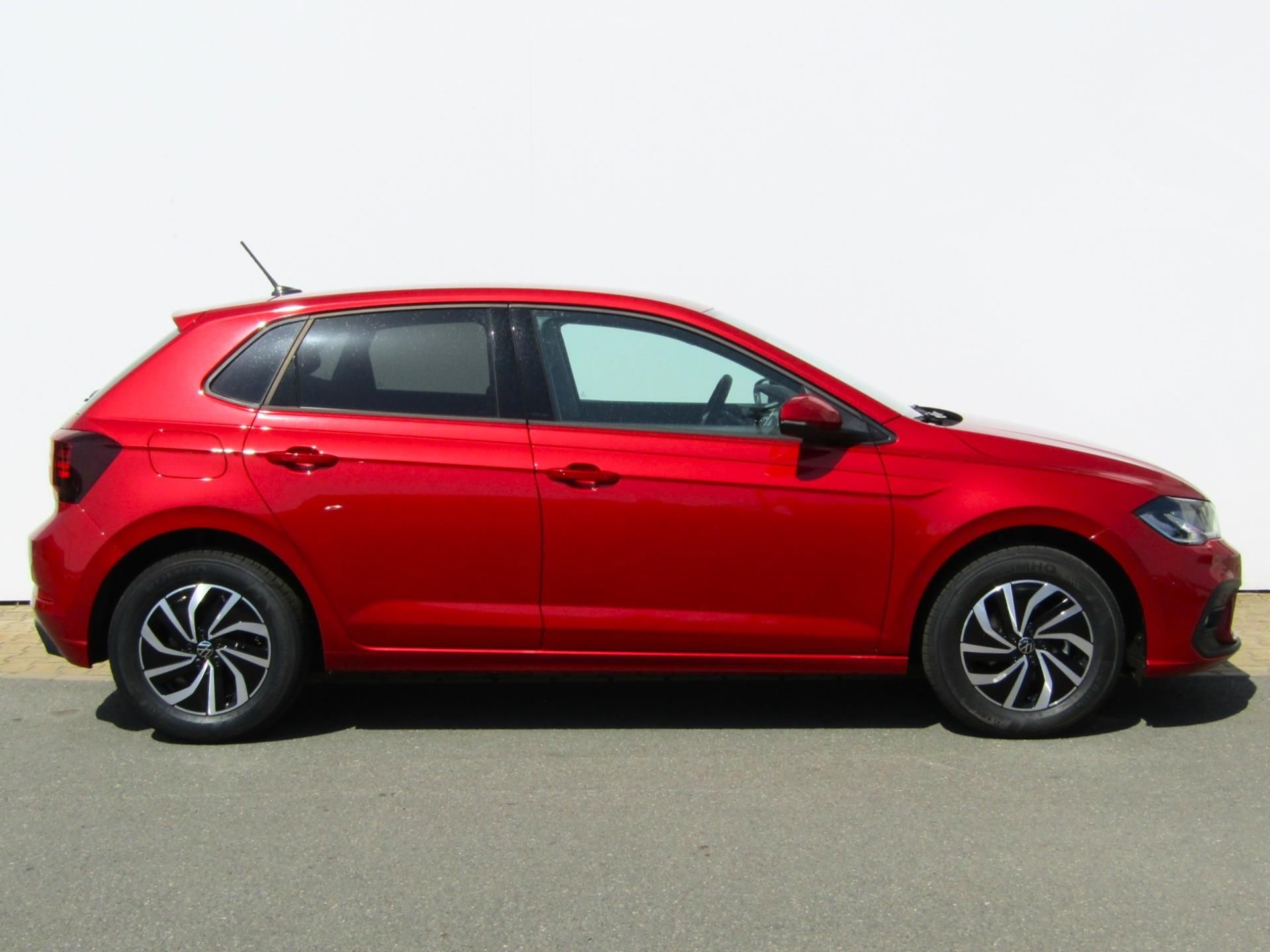 Volkswagen Polo, People 1,0 TSI 5G - fotka 3