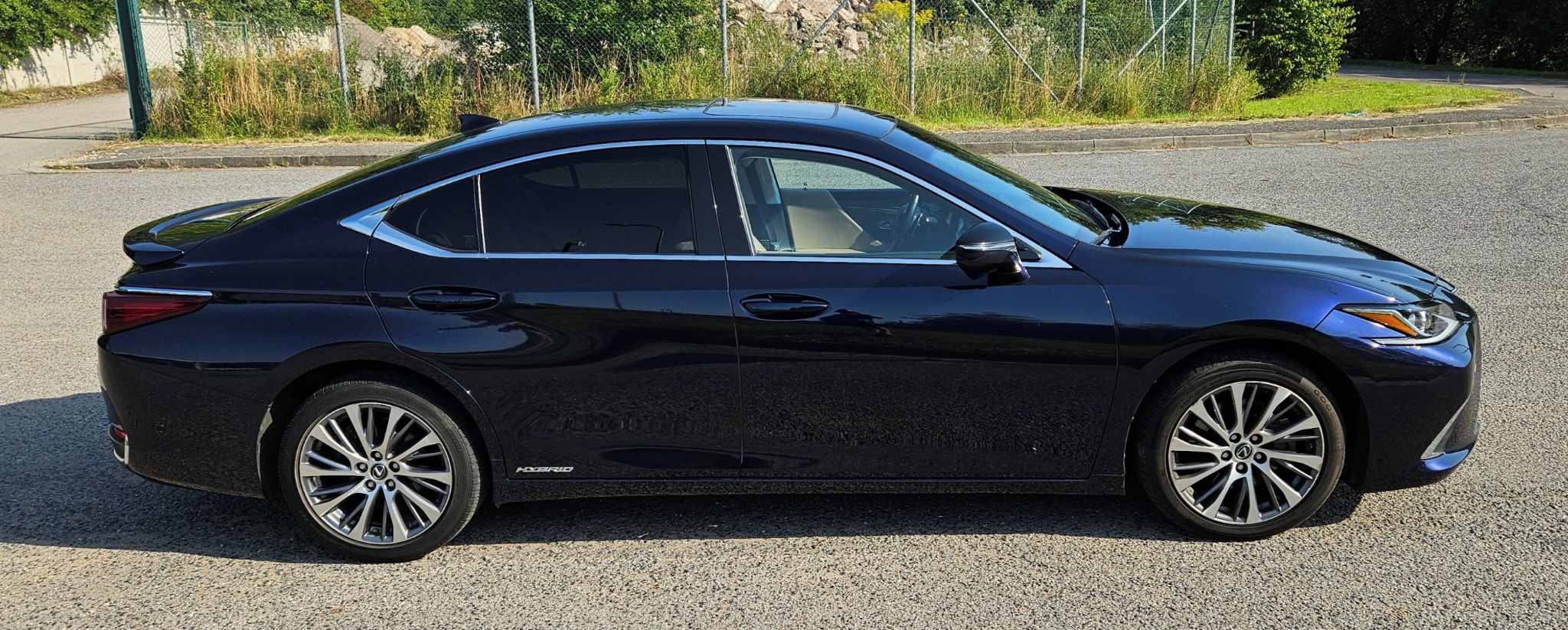 Lexus ES 300h, 2.5i+el 131kW hybrid 60700km! - fotka 6