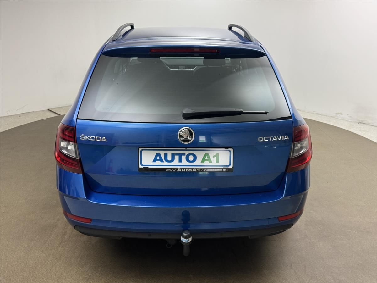 Škoda Octavia, 2,0 110kW DSG LED STYLE DPH TZ - fotka 5