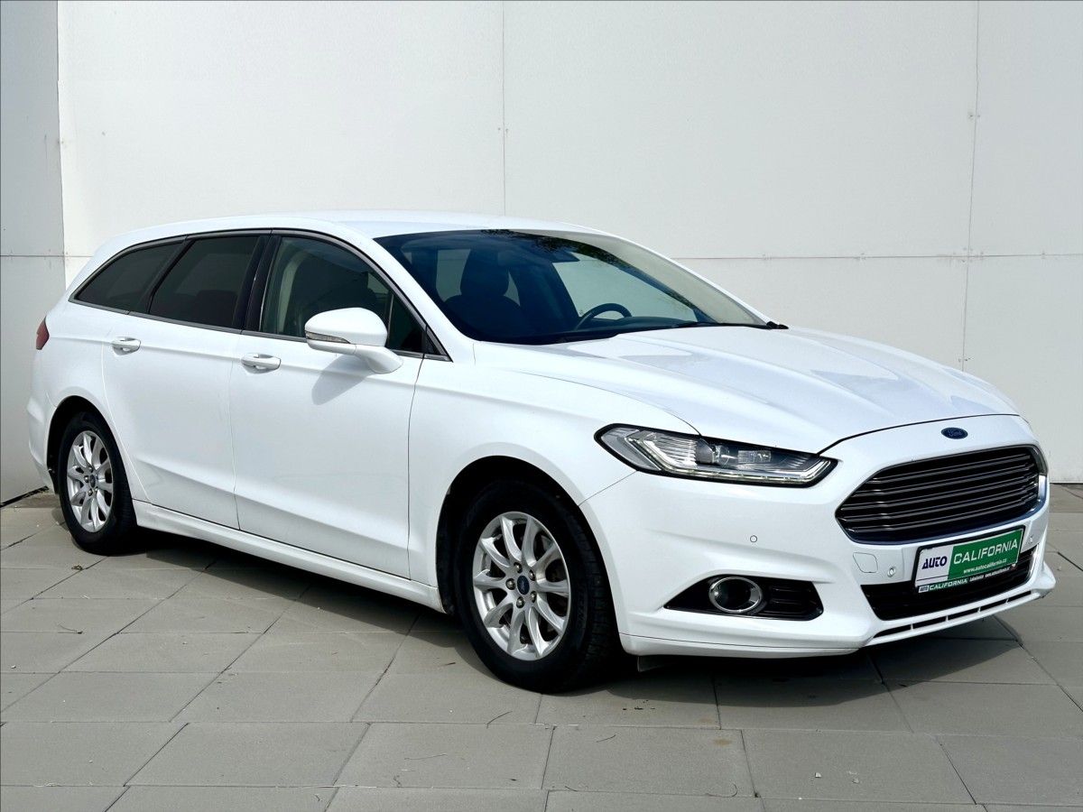 Ford Mondeo, 2,0 TDCi Navi Kamera Kůže LED - fotka 5