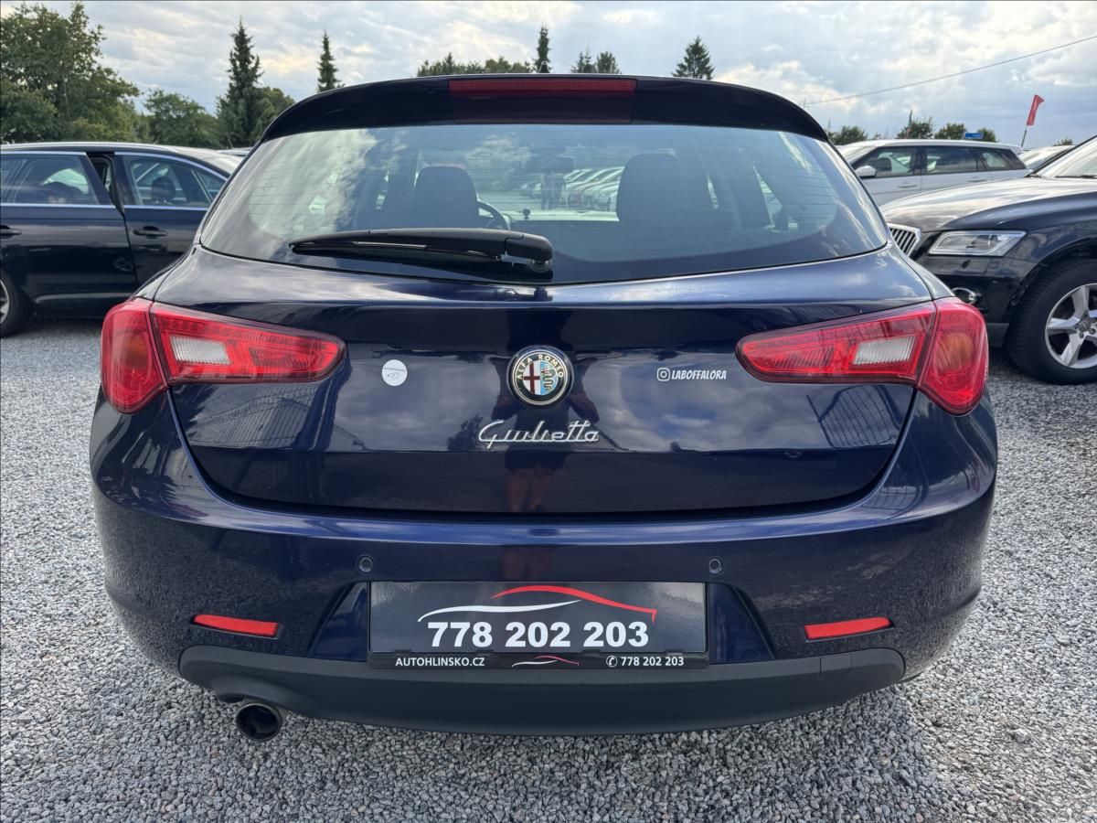 Alfa Romeo Giulietta, 1.6 Mjtd 77kw - fotka 6